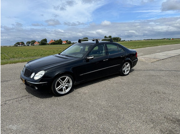 Automobil MERCEDES-BENZ