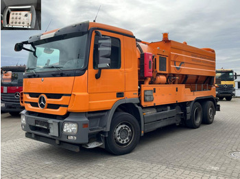 Maşină pentru vidanjări MERCEDES-BENZ Actros 2546