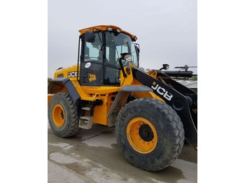 Încărcător frontal pe pneuri JCB 427