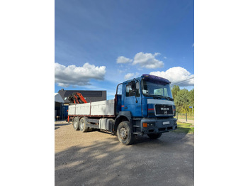Camion platformă MAN 26.403