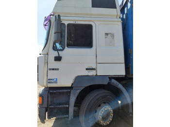 Camion platformă MAN 26.414: Foto 4