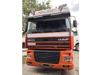 Cap tractor DAF XF 95 430