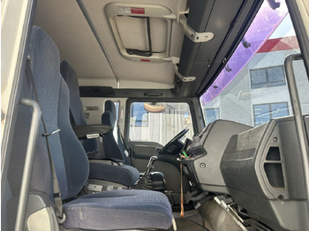 Camion MAN TGA 18.360 LL 4x2 TGA 18.360 LL 4x2, Fahrschule: Foto 3 Camion MAN TGA 18.360 LL 4x2 TGA 18.360 LL 4x2, Fahrschule: Foto 3