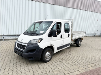 Autoutilitară cu platformă PEUGEOT Boxer