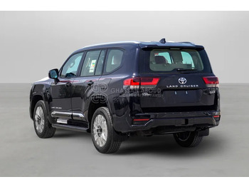 SUV Toyota Land Cruiser 300: Foto 4