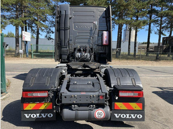Cap tractor Volvo FH 460 ADR ACC + Dynamic Steering - I-park Cool - Lane Keeping Support - collision warning - leather - ... BE Truck: Foto 5 Cap tractor Volvo FH 460 ADR ACC + Dynamic Steering - I-park Cool - Lane Keeping Support - collision warning - leather - ... BE Truck: Foto 5