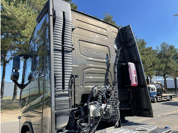 Cap tractor Volvo FH 460 ADR ACC + Dynamic Steering - I-park Cool - Lane Keeping Support - collision warning - leather - ... BE Truck: Foto 3 Cap tractor Volvo FH 460 ADR ACC + Dynamic Steering - I-park Cool - Lane Keeping Support - collision warning - leather - ... BE Truck: Foto 3