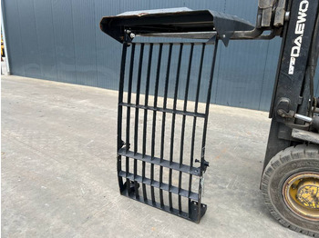 Cabină și interior CATERPILLAR