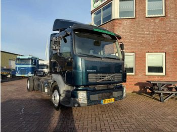 Camion şasiu VOLVO FL 280