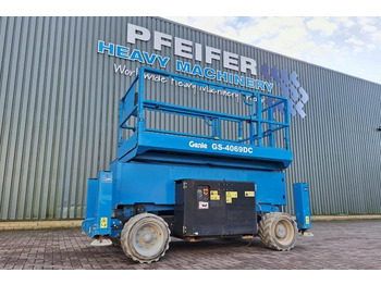 Platforma foarfeca GENIE