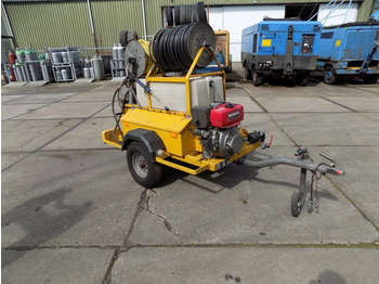 Maşină pentru vidanjări