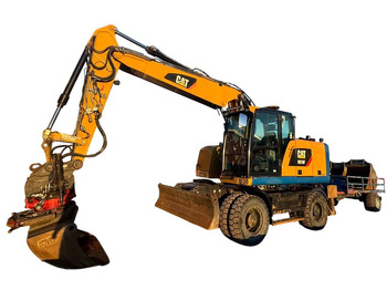 Excavator pe roţi CATERPILLAR M318F