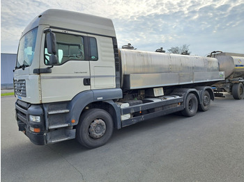 Camion cisternă MAN TGA