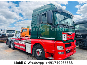 Camion cu cârlig MAN TGX 26.440