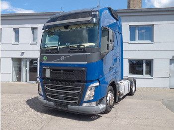 Cap tractor VOLVO FH 460