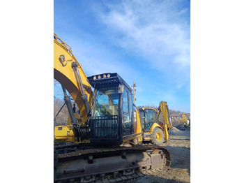 Excavator pe şenile CATERPILLAR 320FL