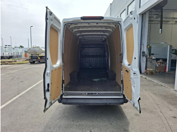 Transport persoane IVECO Daily 35S16V: Foto 5 Transport persoane IVECO Daily 35S16V: Foto 5