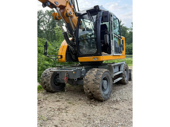Excavator pe roţi LIEBHERR A 918