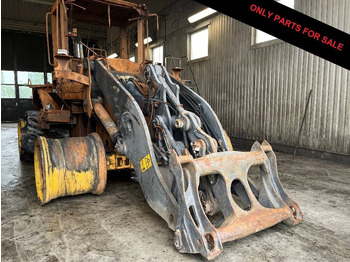 Încărcător frontal pe pneuri VOLVO L70F