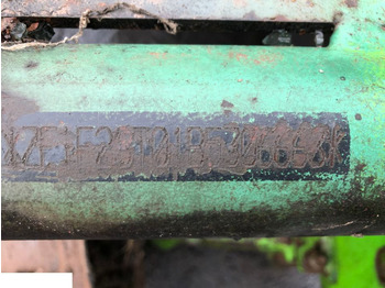 Transmisie pentru Utilaje agricole Ładowarka Merlo P34.7 PLUS 2005 rok - CZĘŚCI MOST PRZEDNI zwolnice atak: Foto 2