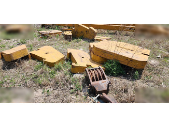 1990 KOMATSU D155C în leasing 1990 KOMATSU D155C: Foto 2