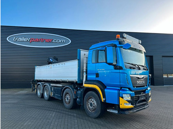 Camion basculantă MAN