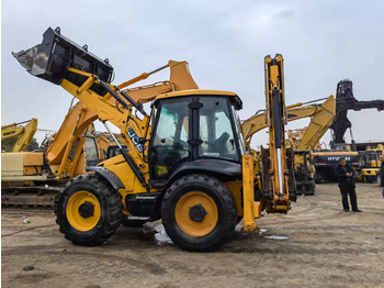 Buldoexcavator JCB 4CX
