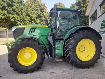 Tractor agricol JOHN DEERE 6215R