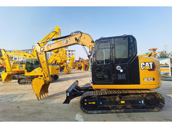 Mini excavator CATERPILLAR 307E2