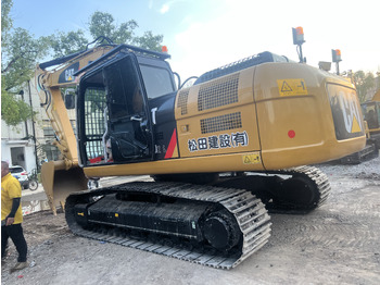 Excavator pe şenile CATERPILLAR 320D2