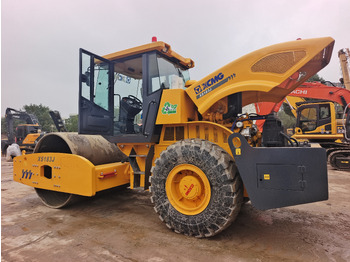 Cilindru compactor pentru asfalt XCMG XS183J