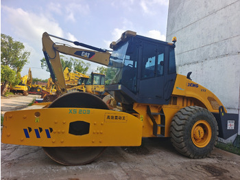 Cilindru compactor pentru asfalt XCMG XS203J: Foto 4