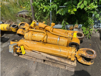 Cilindru hidraulic pentru Utilaje constructii Liebherr L 564: Foto 3 Cilindru hidraulic pentru Utilaje constructii Liebherr L 564: Foto 3