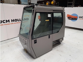 Cabină LIEBHERR