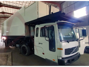 Camion de catering VOLVO