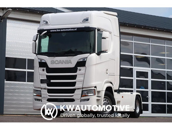 Cap tractor SCANIA S 450