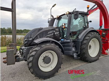 Tractor agricol VALTRA T234