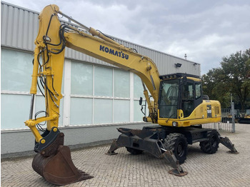 Excavator pe roţi KOMATSU PW180