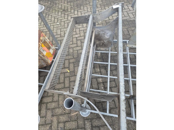 Cabină și interior LIEBHERR