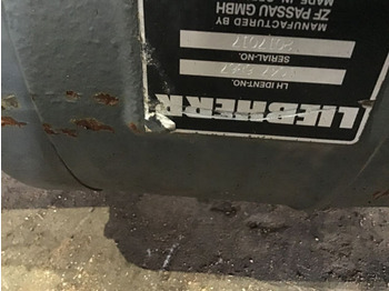 Punte şi piese LIEBHERR