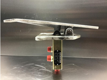 Pedala Liebherr Pilot Control Unit: Foto 3 Pedala Liebherr Pilot Control Unit: Foto 3