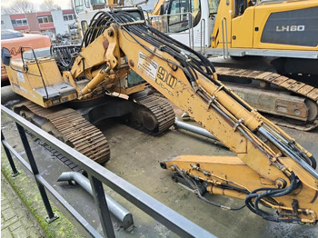Excavator pe şenile LIEBHERR R 900