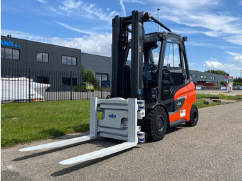 Stivuitor diesel Linde H35D-01 Cascade rotating fork clamp: Foto 2 Stivuitor diesel Linde H35D-01 Cascade rotating fork clamp: Foto 2