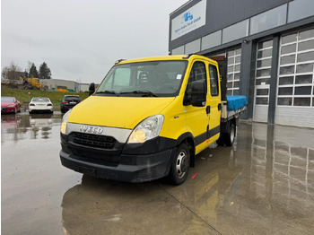 Autoutilitară cu platformă IVECO Daily 35C15