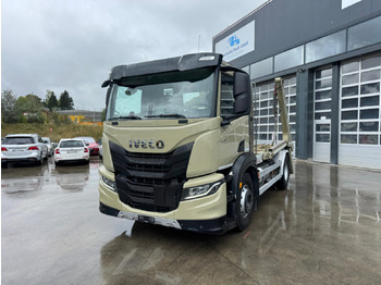 Camion container de gunoi IVECO S-WAY
