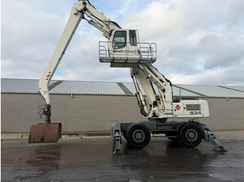 Excavator pentru manipulare de materiale LIEBHERR A 934