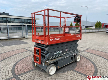 SkyJack SJ4732 Electric 4732 Scissor Work Lift 1165cm în leasing SkyJack SJ4732 Electric 4732 Scissor Work Lift 1165cm: Foto 3 SkyJack SJ4732 Electric 4732 Scissor Work Lift 1165cm în leasing SkyJack SJ4732 Electric 4732 Scissor Work Lift 1165cm: Foto 3