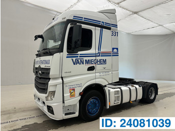 : fotografie din antet