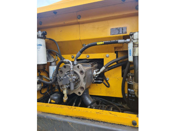 VOLVO EC 210 C long boom 15m în leasing VOLVO EC 210 C long boom 15m: Foto 3