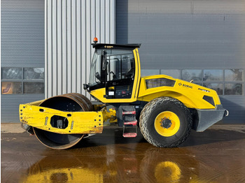 Cilindru compactor BOMAG